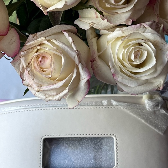 ⛺️🔥🏕️ KATE SPADE DAY TRIPPER CAMPER VAN CROSSBODY 🏕️🔥⛺️ NWT ⛺️🔥🏕️ - Picture 9 of 16